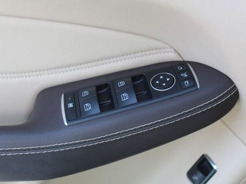 Used 2018 Mercedes-Benz GLE 350 4MATIC image 38
