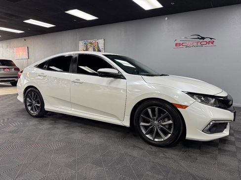 Used 2019 Honda Civic EX image 2