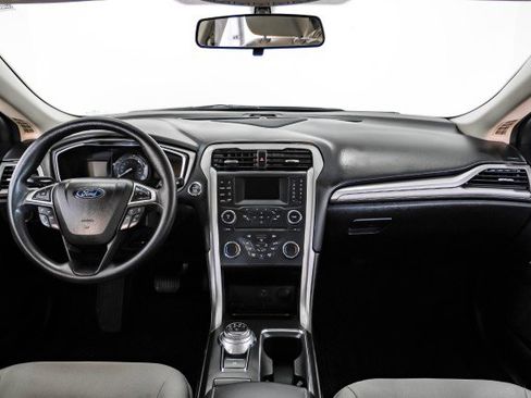 Used 2017 Ford Fusion S image 11