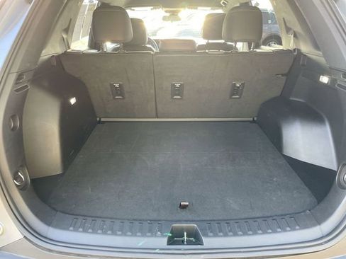 Used 2026 Chevrolet Equinox LT w/ Convenience Package II image 19