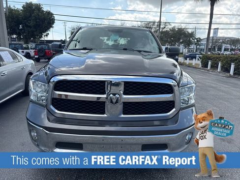 Used 2019 RAM 1500 Tradesman w/ Tradesman SXT Package image 3