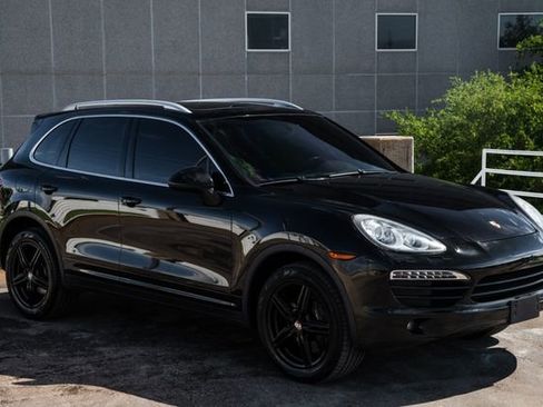 Used 2012 Porsche Cayenne image 50