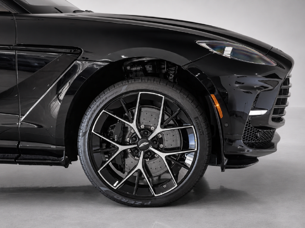 New 2026 Aston Martin DBX 707 AWD/4WD image 11