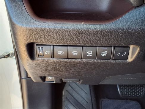 Certified 2020 Toyota RAV4 Limited image 22