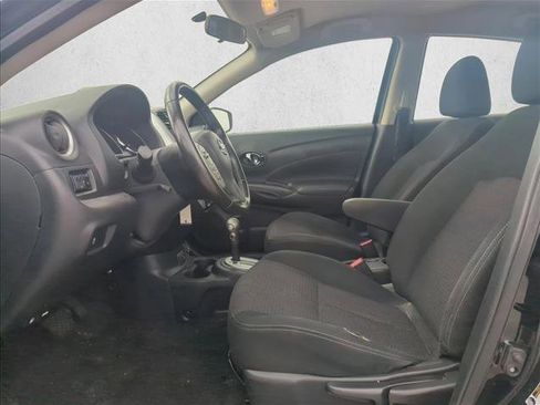 Used 2018 Nissan Versa SV w/ SV Special Edition Package image 12