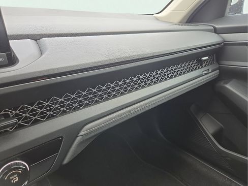 Used 2024 Honda Accord LX image 21