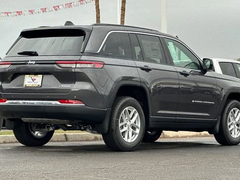 New 2025 Jeep Grand Cherokee Laredo X RWD image 7