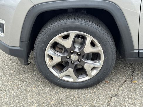 Used 2020 Jeep Compass Limited image 10