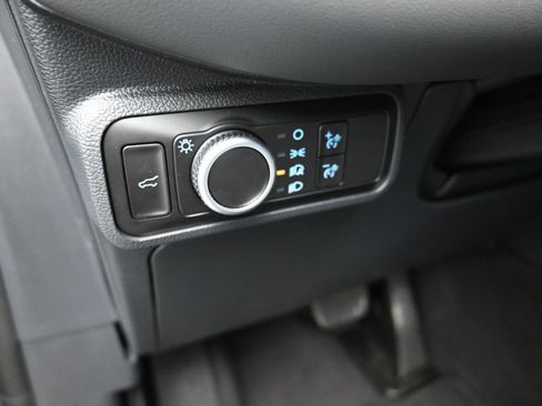 New 2025 Ford Explorer Active image 13