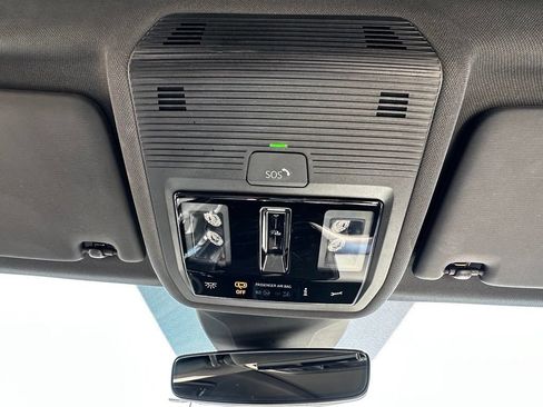 Used 2022 Volkswagen ID.4 Pro S RWD image 31