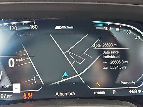 Used 2023 BMW X5 xDrive45e w/ Climate Comfort Package image 19