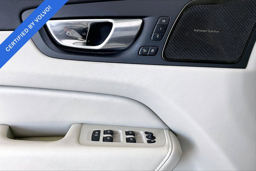Used 2024 Volvo XC60 B5 Ultimate w/ Protection Package Premier AWD/4WD image 31