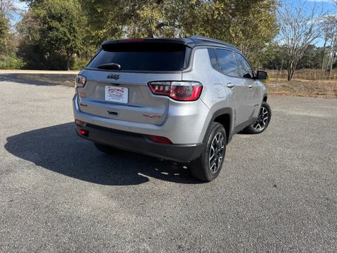 Used 2019 Jeep Compass Trailhawk w/ Cold Weather Group image 37
