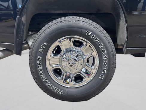 Used 2024 RAM 2500 Tradesman w/ Chrome Appearance Group image 52