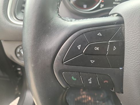 Used 2019 Dodge Challenger SXT RWD image 25
