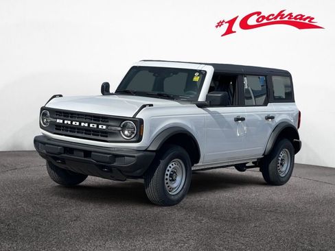 New 2025 Ford Bronco 4-Door AWD/4WD image 3