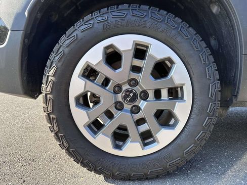 Used 2025 Honda Passport TrailSport image 6