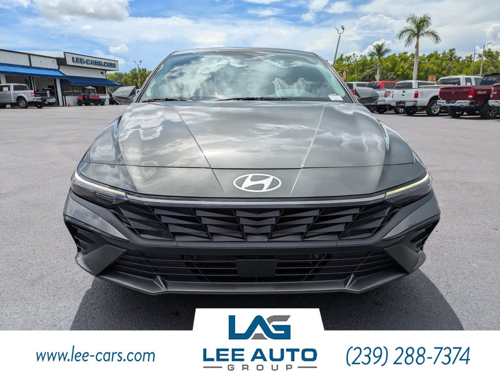Used 2025 Hyundai Elantra Limited FWD image 7