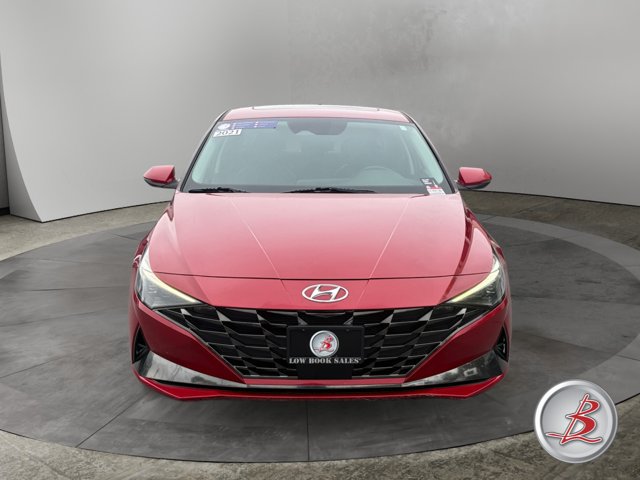 Used 2021 Hyundai Elantra Limited FWD image 2