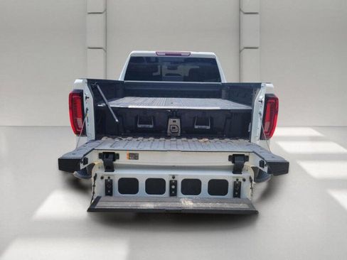 Used 2021 GMC Sierra 1500 SLT w/ SLT Premium Package AWD/4WD image 8