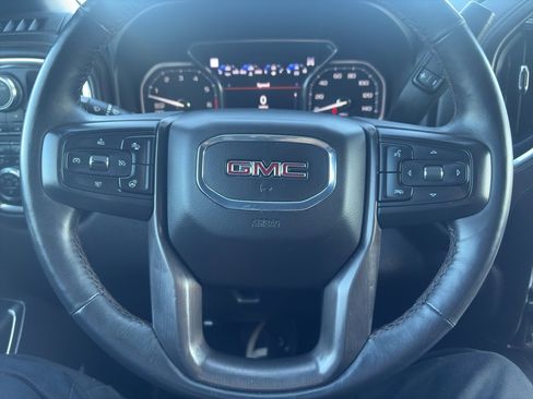 Used 2021 GMC Sierra 1500 AT4 w/ Technology Package image 9