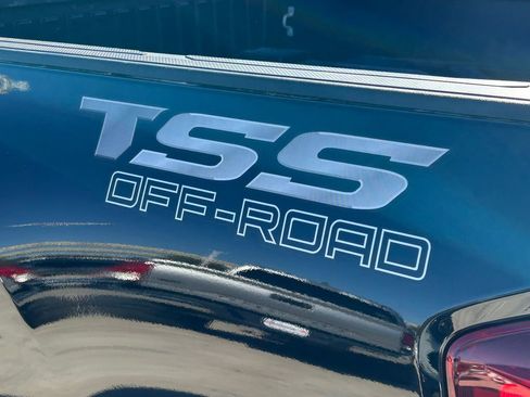 Used 2023 Toyota Tacoma SR AWD/4WD image 15