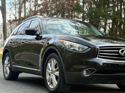 Used 2012 INFINITI FX35 FX35 Sport Utility 4D w/ Premium Pkg image 3