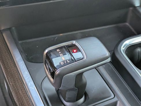 Used 2024 Chevrolet Silverado 1500 RST w/ Z71 Off-Road Package AWD/4WD image 20