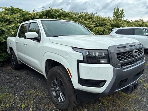 Certified 2026 Nissan Frontier SV AWD/4WD image 3