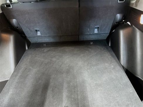 Used 2020 Honda CR-V LX image 27