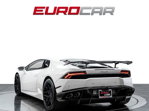 Used 2015 Lamborghini Huracan LP 610-4 AWD/4WD image 3