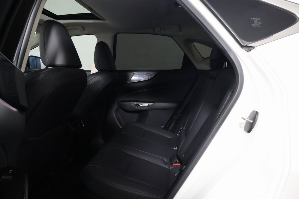 Used 2025 Lexus NX 350h AWD w/ Accessory Package (2T) image 11