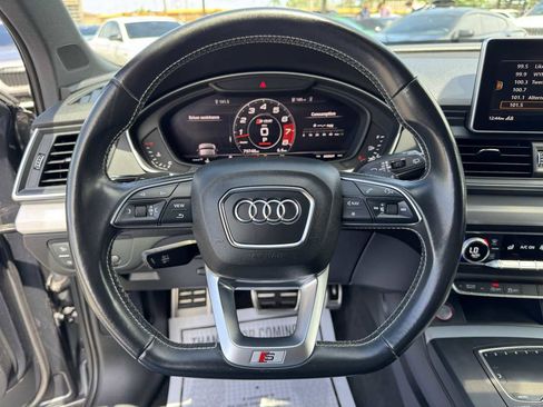 Used 2018 Audi SQ5 Premium Plus w/ Navigation Package AWD/4WD image 12