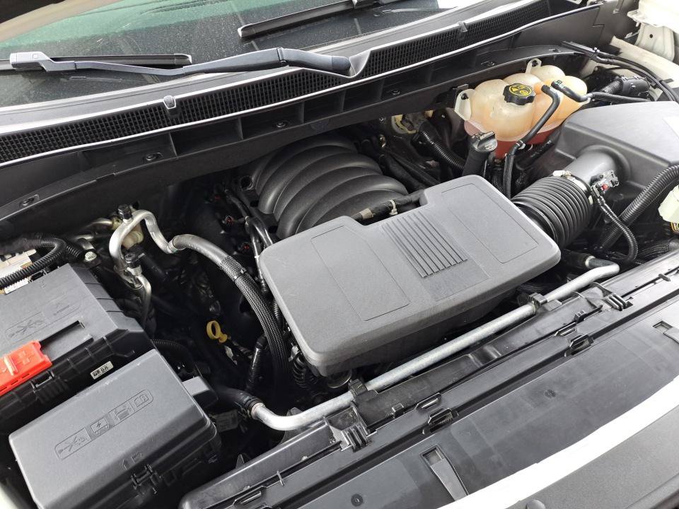 Certified 2022 Cadillac Escalade Premium Luxury w/ Performance Package AWD/4WD image 23