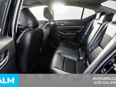 Used 2023 Nissan Altima 2.5 SR AWD/4WD image 17