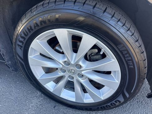 Used 2013 Toyota Venza LE w/ LE Preferred Pkg AWD/4WD image 24