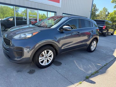 Used 2018 Kia Sportage LX FWD image 16