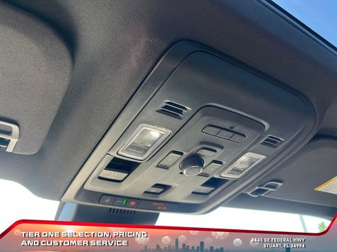 Used 2023 GMC Yukon AT4 image 33