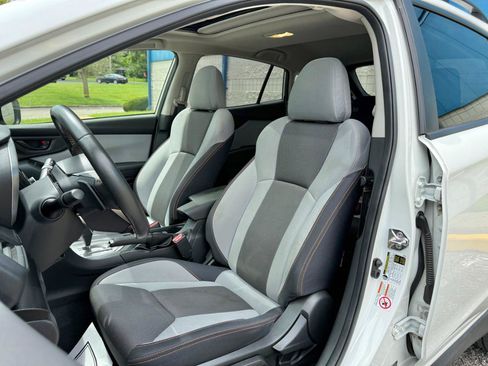 Used 2019 Subaru Crosstrek 2.0i Premium w/ Moonroof Package AWD/4WD image 17