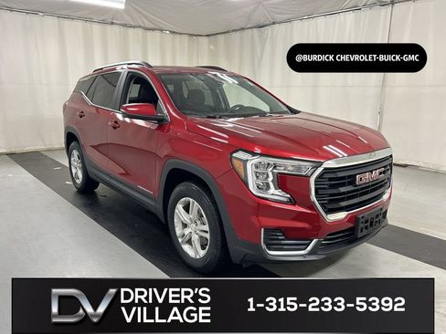 Certified 2023 GMC Terrain SLE w/ Driver Convenience Package AWD/4WD image 1