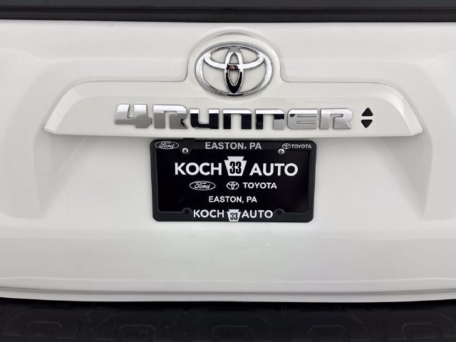 Used 2023 Toyota 4Runner SR5 Premium AWD/4WD image 18