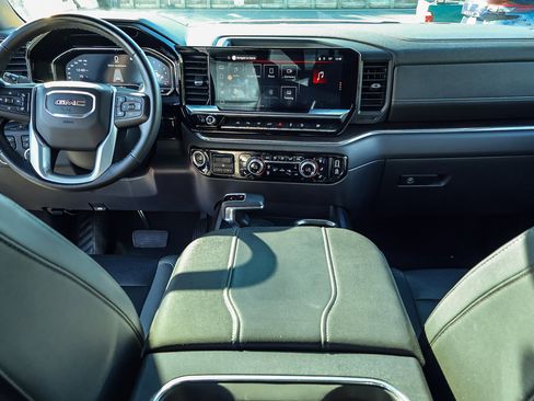 Used 2023 GMC Sierra 1500 SLT w/ SLT Premium Plus Package image 8