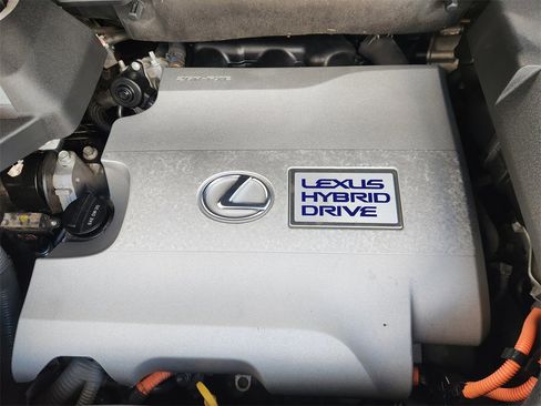 Used 2015 Lexus RX 450h FWD image 31