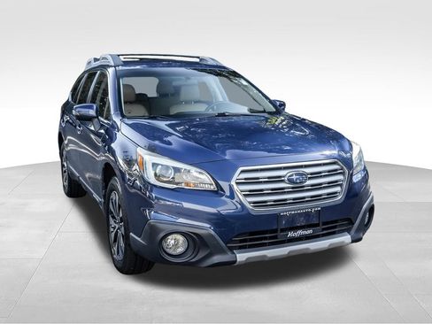 Used 2015 Subaru Outback 2.5i Limited AWD/4WD image 2