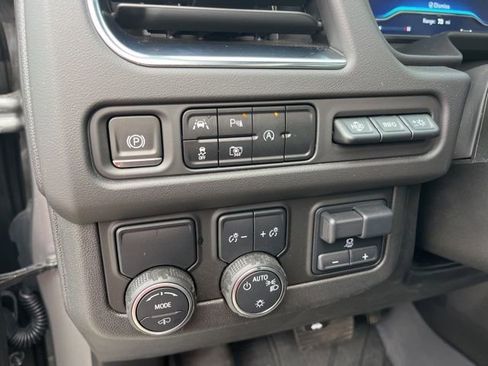 Used 2023 Chevrolet Tahoe High Country image 17