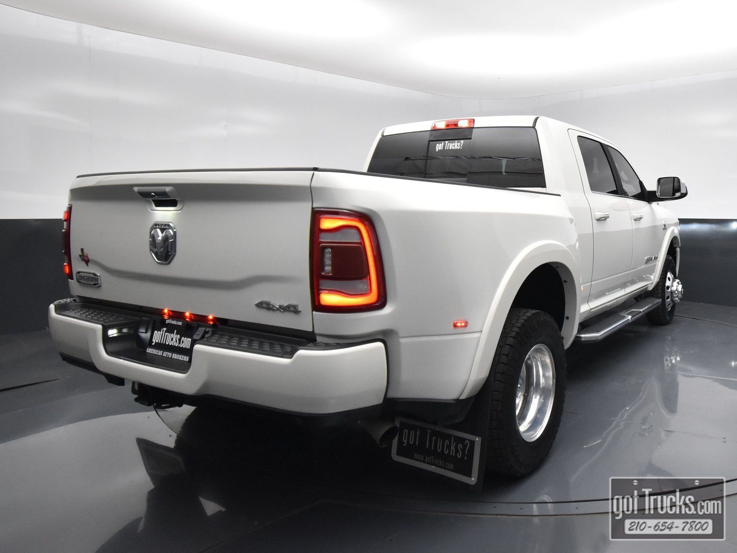 Used 2022 RAM 3500 Limited AWD/4WD image 46