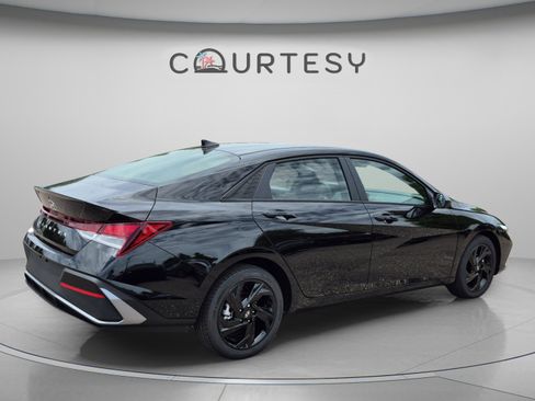 New 2026 Hyundai Elantra Sport FWD image 5