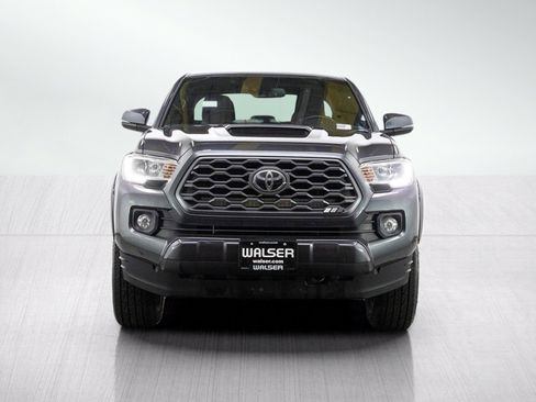 Used 2020 Toyota Tacoma TRD Sport AWD/4WD image 8