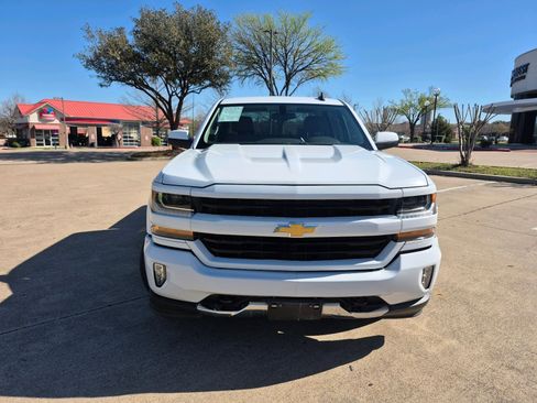 Used 2018 Chevrolet Silverado 1500 LT w/ Texas Edition image 3