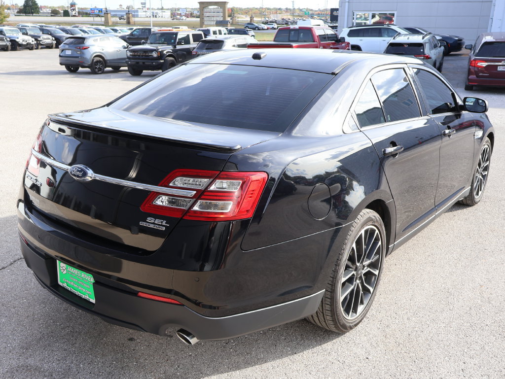 Used 2018 Ford Taurus SEL w/ Equipment Group 201A FWD image 5